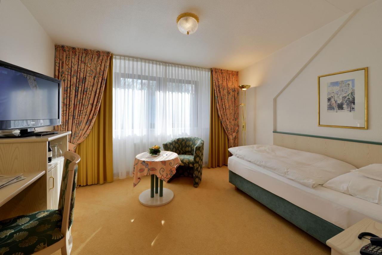 Hotel Spiegel Кёльн Экстерьер фото